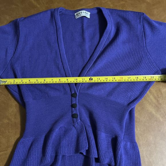 Vintage Jaeger Wool Peplum Covered Button Ribbed Purple Cardigan Size 38” 10 US - Picture 4 of 5